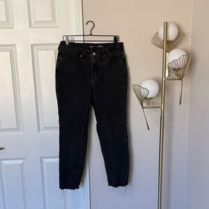 Old Navy Women's Black Straight Leg Jeans